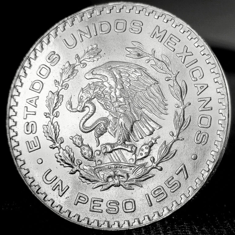Read more about the article MIRROR FINISH Un Peso Coin – Mexico’s Last Silver Coin – Minted 1957 thru 1967