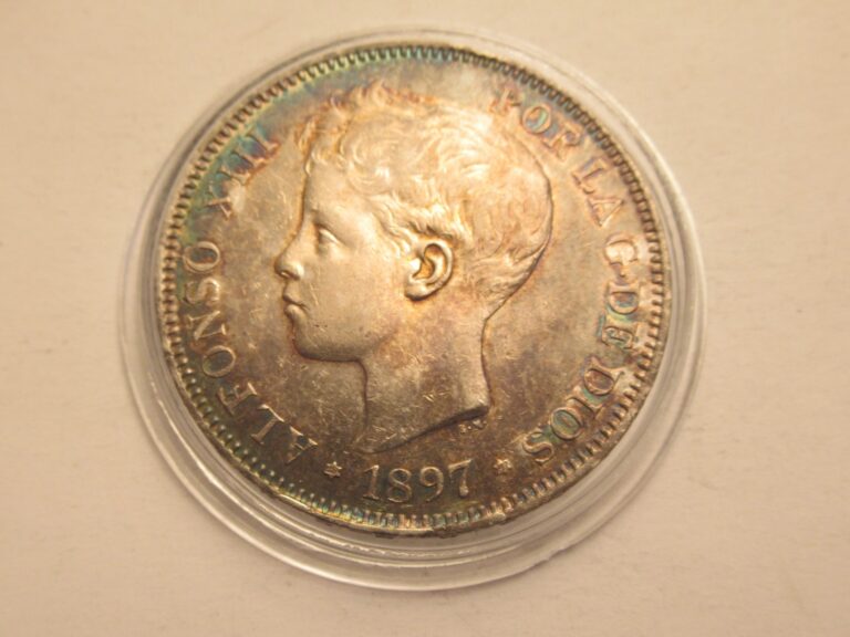 Read more about the article 1897 Spain Silver 5 Pesetas  nice toning w/capsule
