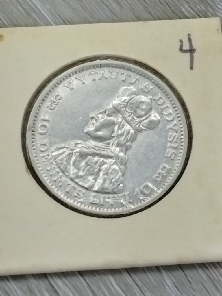 Read more about the article 1936 10 LITU LITHUANIA WORLD SILVER COIN KM#83 NICE GRADE