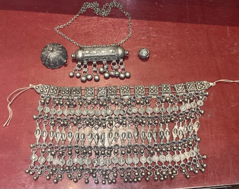 Read more about the article 1800’s Yemen Tribal Coin Silver Anklet  Prayer Box Necklace  And Beads
