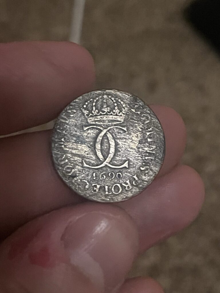 Read more about the article Sweden 1690 5 Ore Three Crowns Antique Silver