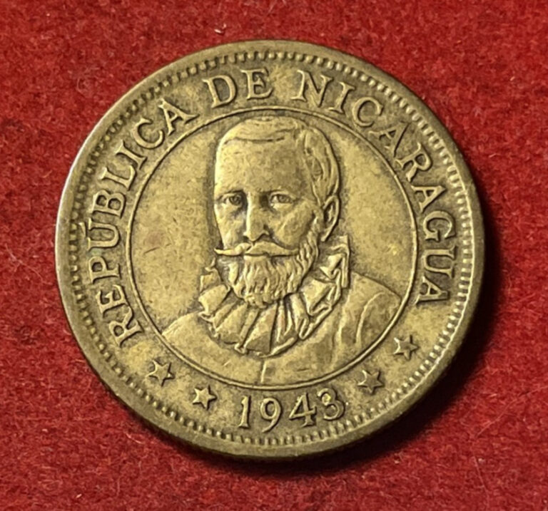 Read more about the article Nicaragua 25 Centavos 1943 Brass Coin KM#23 T10334