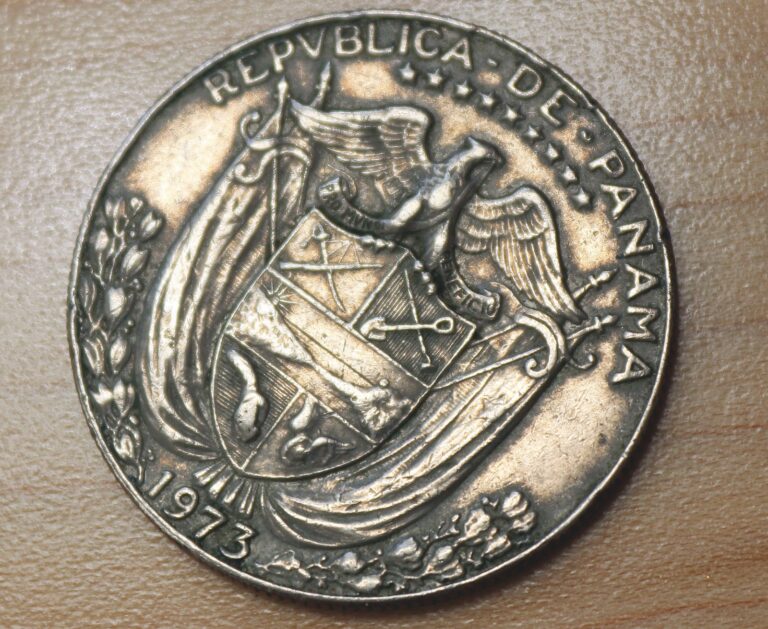 Read more about the article 1973 Panama 1/2 Balboa