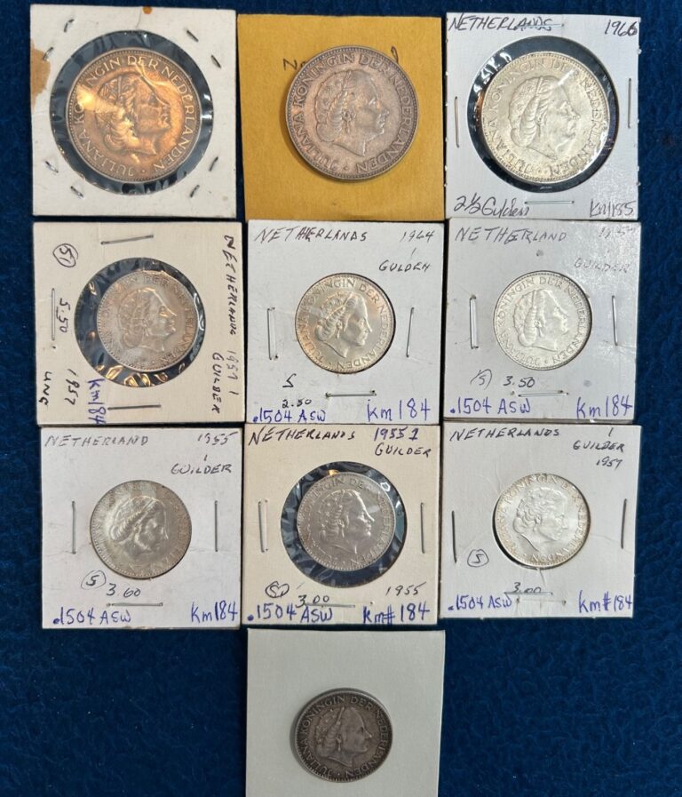 Read more about the article Lot 10 Netherlands (3) 2.5 and (7) 1 Gulden Silver Coins Fineness .720