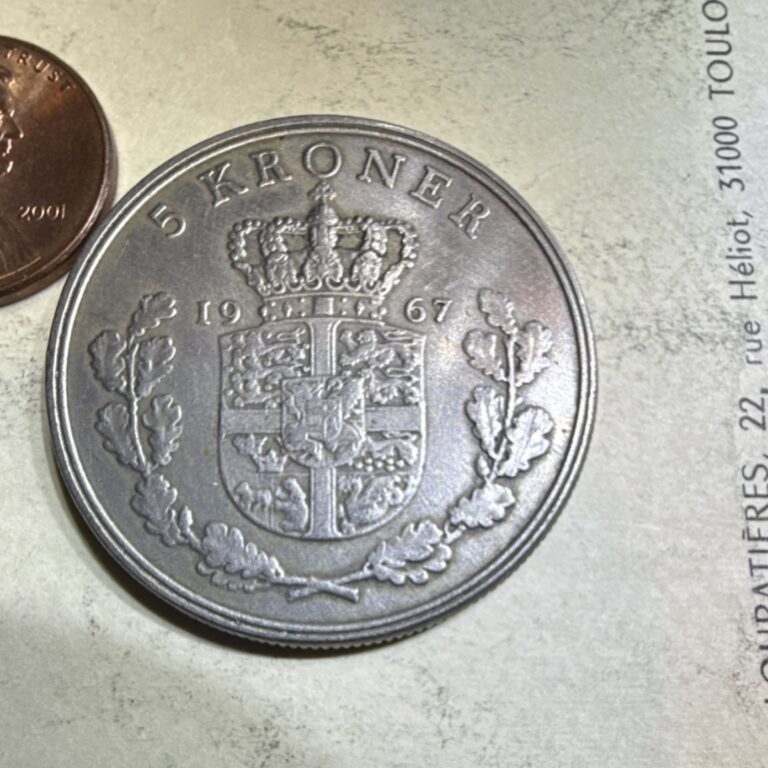 Read more about the article Denmark 5 Kroner 1967 Silver Coin Frederik IX Uncertified Collectible Currency