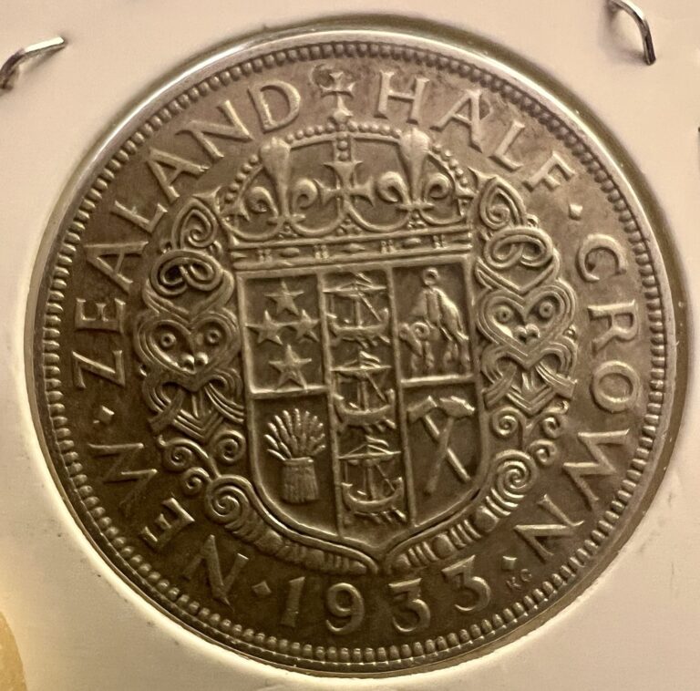 Read more about the article 1933 Silver Half Crown New Zealand VF